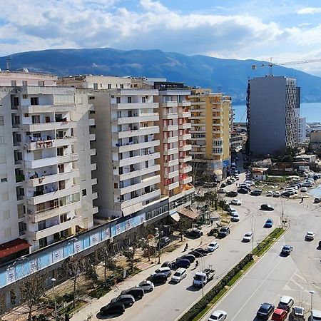 Avalona Apartment 2 Vlorë Екстериор снимка